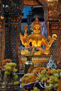 Statua all'Erawan Shrine, Bangkok