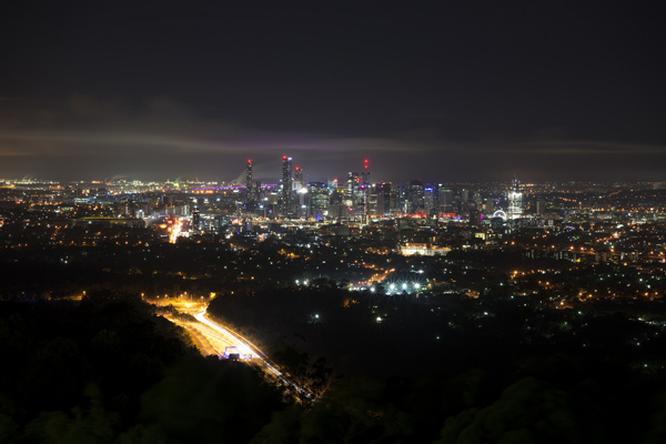 Mount Coot Tha di notte, Brisbane
