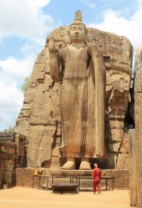 Statua di Aukana Buddha, Sri Lanka