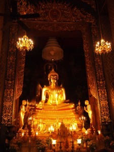 Phra Buddha Jinasiha al Wat Bowonniwet Vihara, Bangkok 1