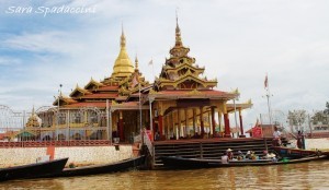Pagoda Phaung Daw Oo Kyaung, lago Inle