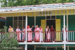 monaci-al-aung-myae-oo-free-monastic-education-school-4-sagaing-birmania
