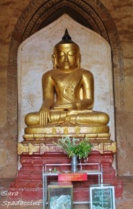 buddha-dentro-il-dhammayangy-temple-a-bagan-1-birmania