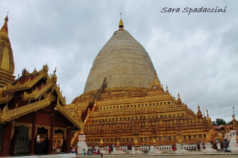 shwe-zi-gonne-pagoda-bagan-birmania