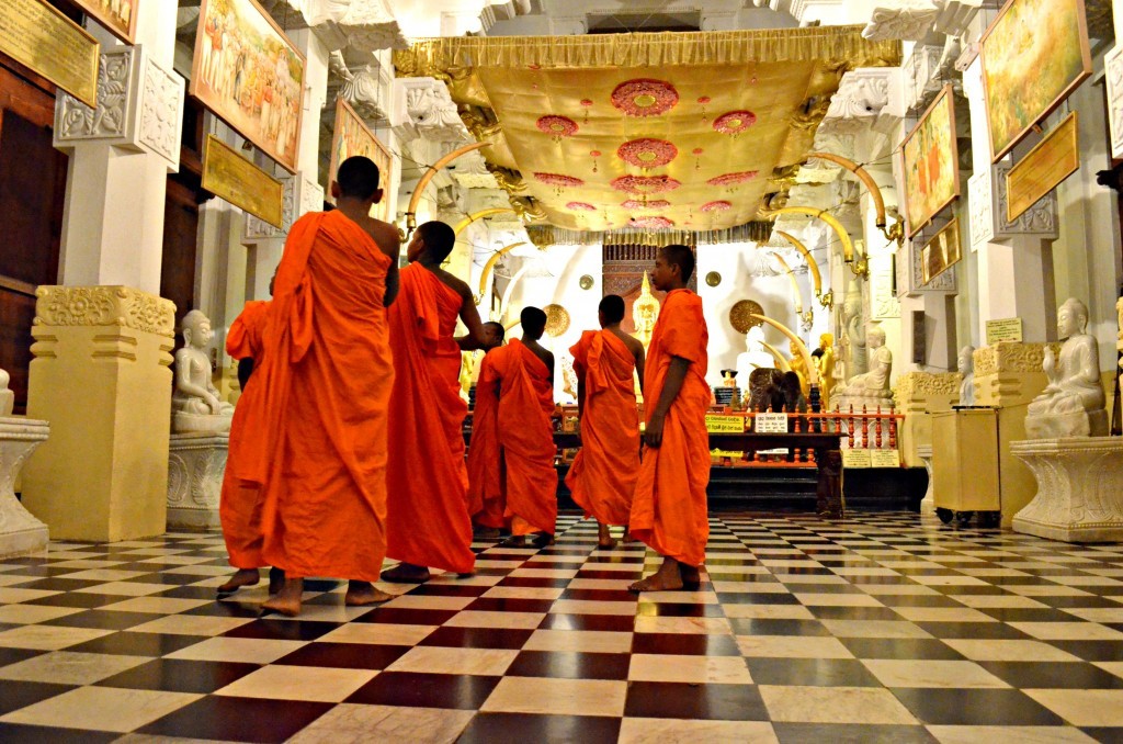 Monaci Sri Lanka