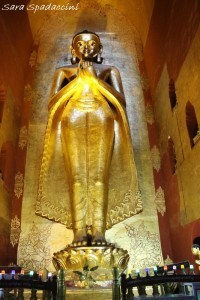 statua-di-buddha-dentro-lananda-temple-a-bagan-4-birmania