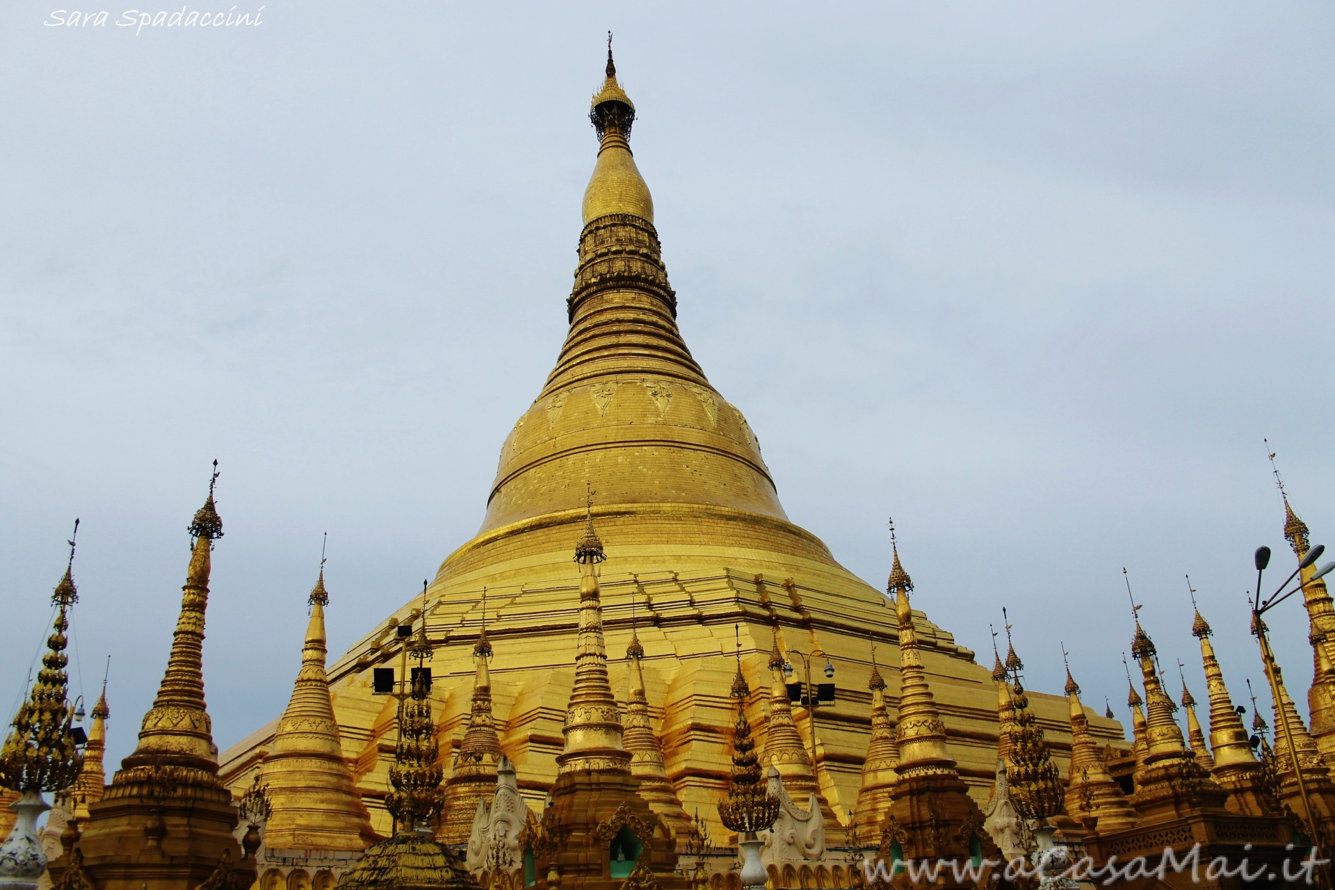 Primo giorno in Myanmar: arrivo a Yangon ed è già amore! Shwedagon Pagoda, Yangon