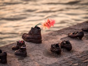 Scarpe sul Danubio, l'omaggio al quartiere ebraico di Budapest