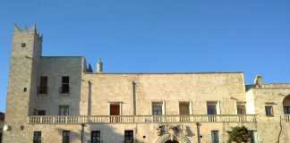 Vacanze nel Salento? Alla Scoperta di Specchia… Specchia Palazzo Risolo