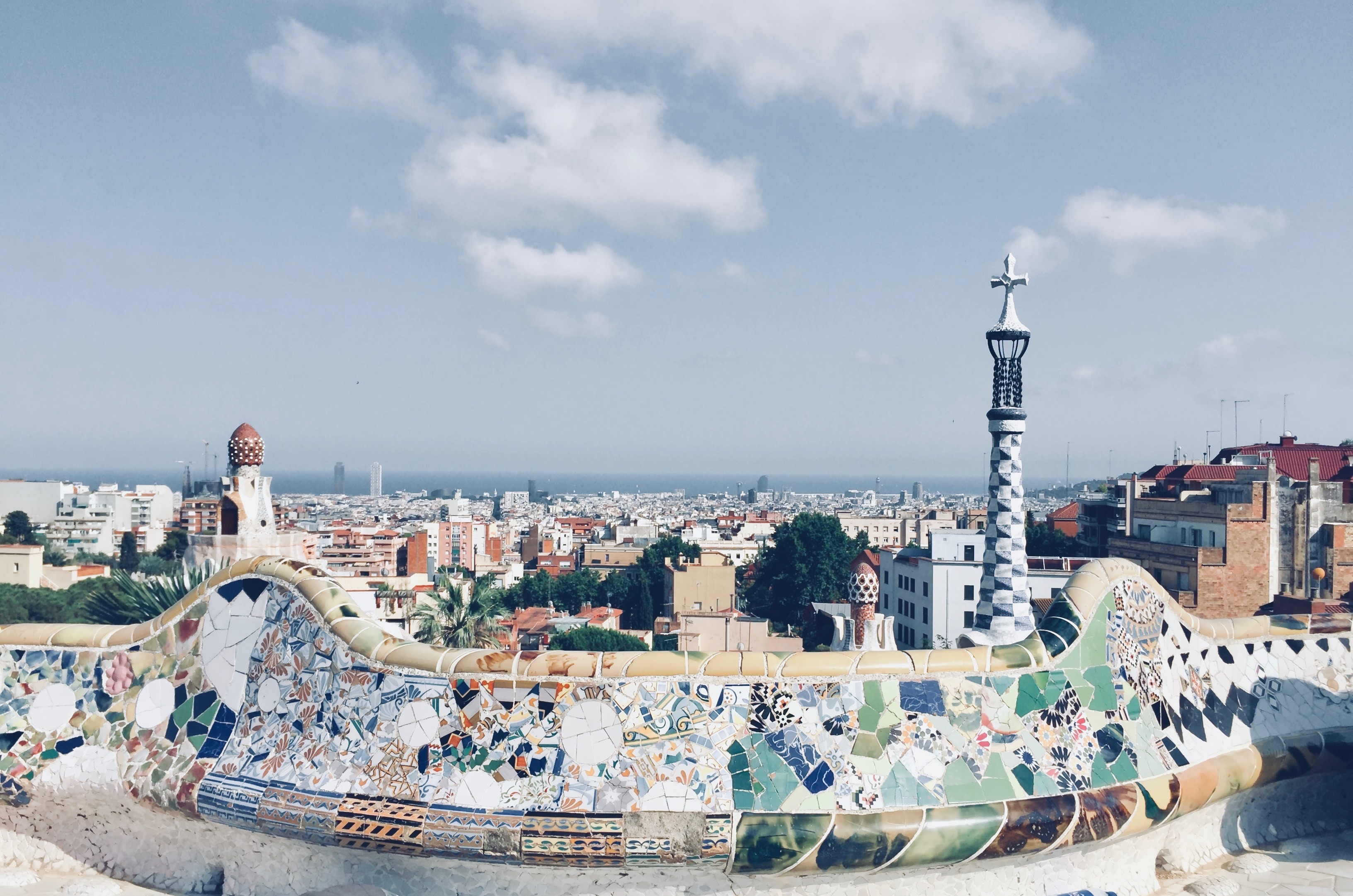 Visita il Parc Güell e tutto ciò che puoi scoprire in una vacanza a Barcellona