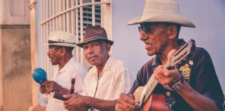 Cuba: quando andare? Tutti i consigli per scegliere il periodo migliore Three Men Playing Musical Instruments 1845844