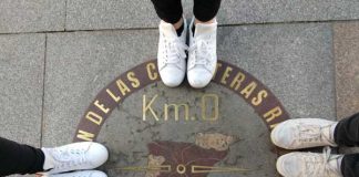 Viaggiare a Madrid: consigli utili e luoghi da non perdere Viaggiare A Madrid Km 0, Plaza Puerta Del Sol