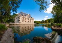 Visitare i Castelli della Francia: in viaggio fra fascino e fiabe La nostra guida ai Castelli di Francia, fra i più belli al mondo