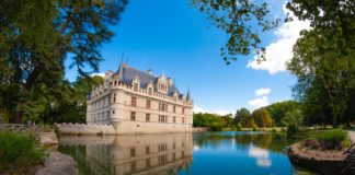 Visitare i Castelli della Francia: in viaggio fra fascino e fiabe La nostra guida ai Castelli di Francia, fra i più belli al mondo